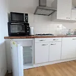 Apartamento 5 *